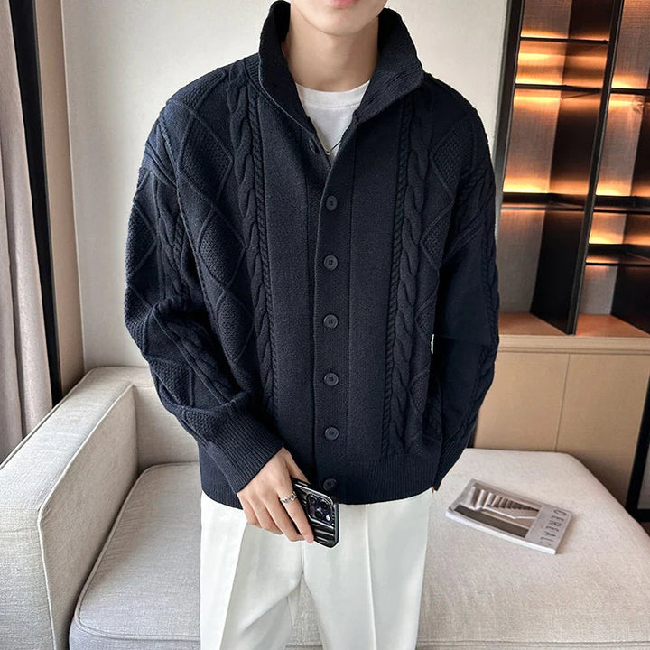 Chunky Knit | Cardigan Herr med Kabelmönster och Knappstängning | Mångsidig Design för Alla Säsonger 1