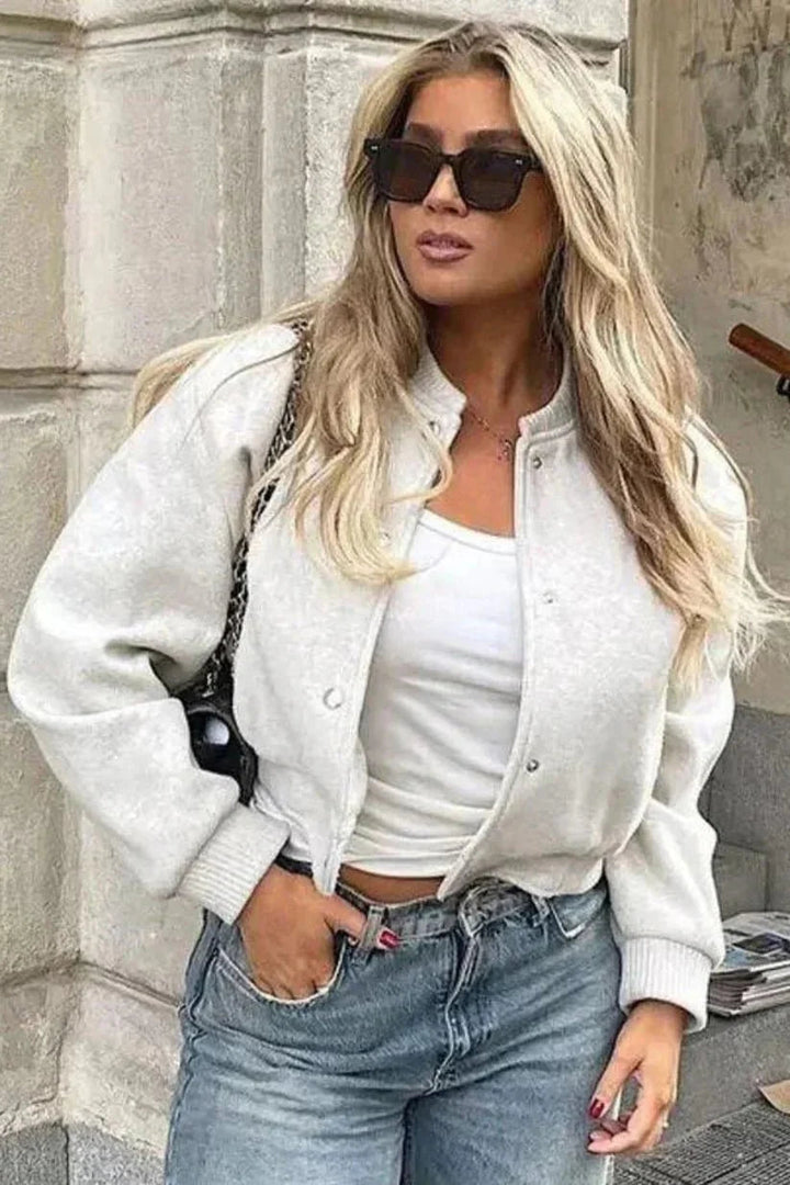 Cropped Bomberjacka Dam | Sportig Design i Lätt Material för Trendig Komfort 6