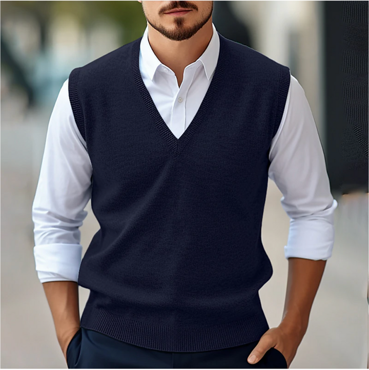 Elegant Ärmlös V-ringad Tröja för Män med Skräddarsydd Passform | Perfekt för Smart Casual Stil 2