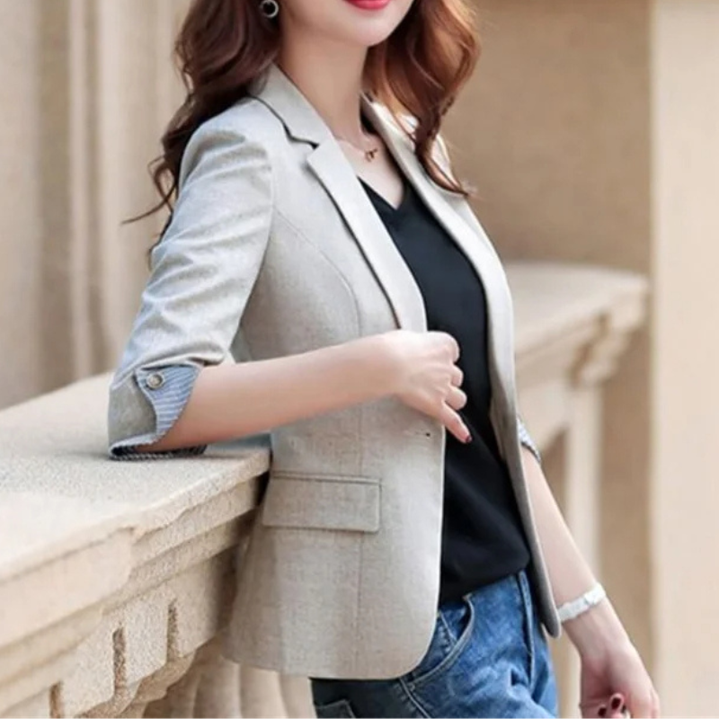 Elegant Damblazer | Slim Fit Kavaj med Randigt Foder för Modern Stil 3