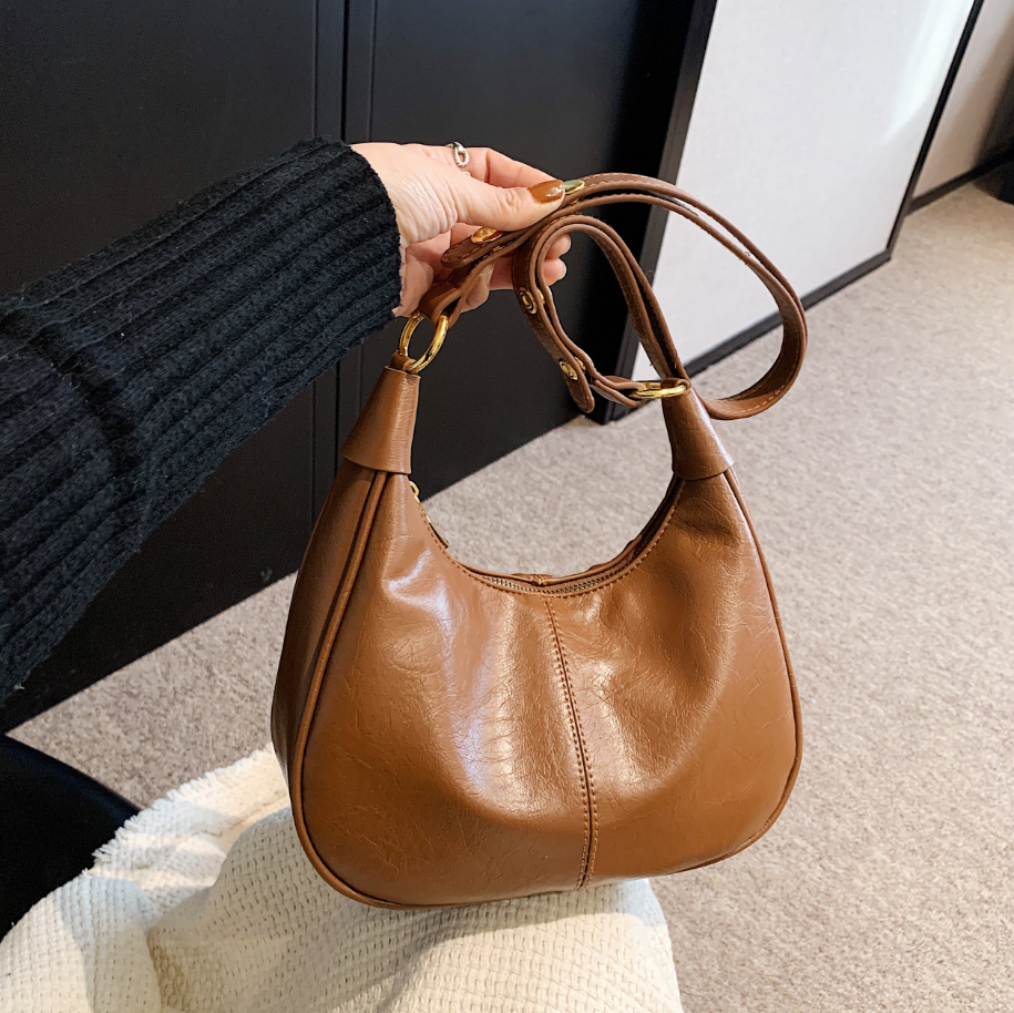 Elegant Hobo-väska för Kvinnor med Justerbar Axelrem &amp; Dragkedja | Perfekt för Vardag och Utekvällar 4