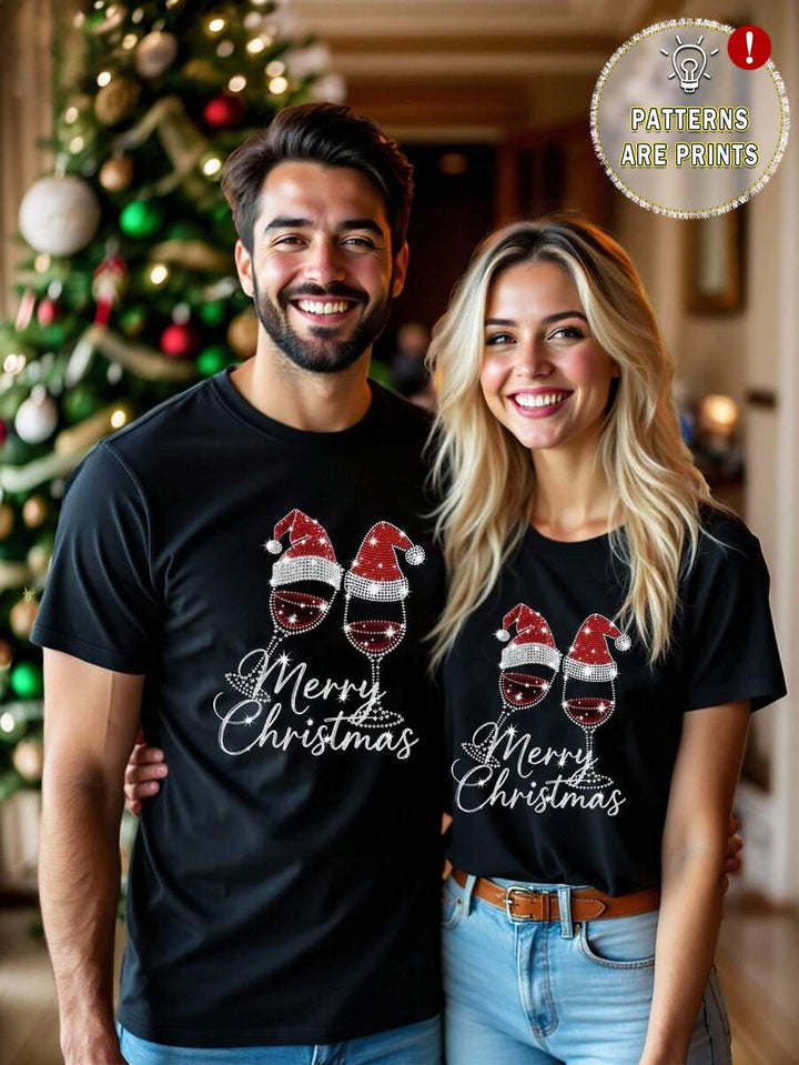 Elegant Jul T-shirt Set | Unisex Svart T-shirt med Rolig Julgrafik | Bekväm Passform för Par 0