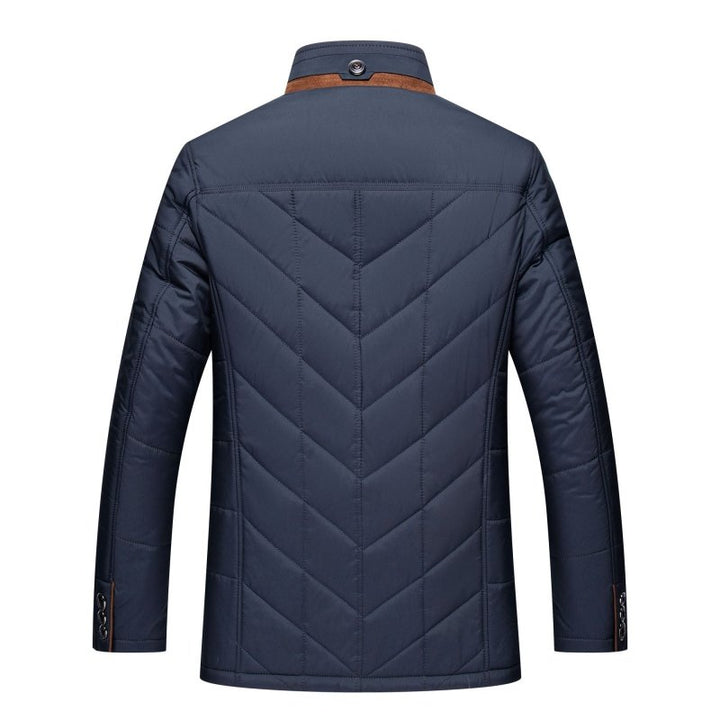 Elegant Kappa | Kviltad Herrkappa med Hög Ståkrage och Dubbelstängning | Slim Fit för Värme och Stil 1