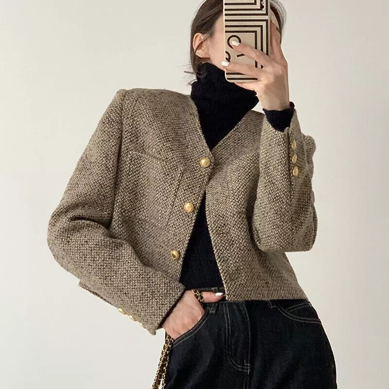 Elegant Kavaj Dam | Skräddarsydd Cropped Blazer med Guldfärgade Knappar | Feminin Stil för Kontor och Fritid 0