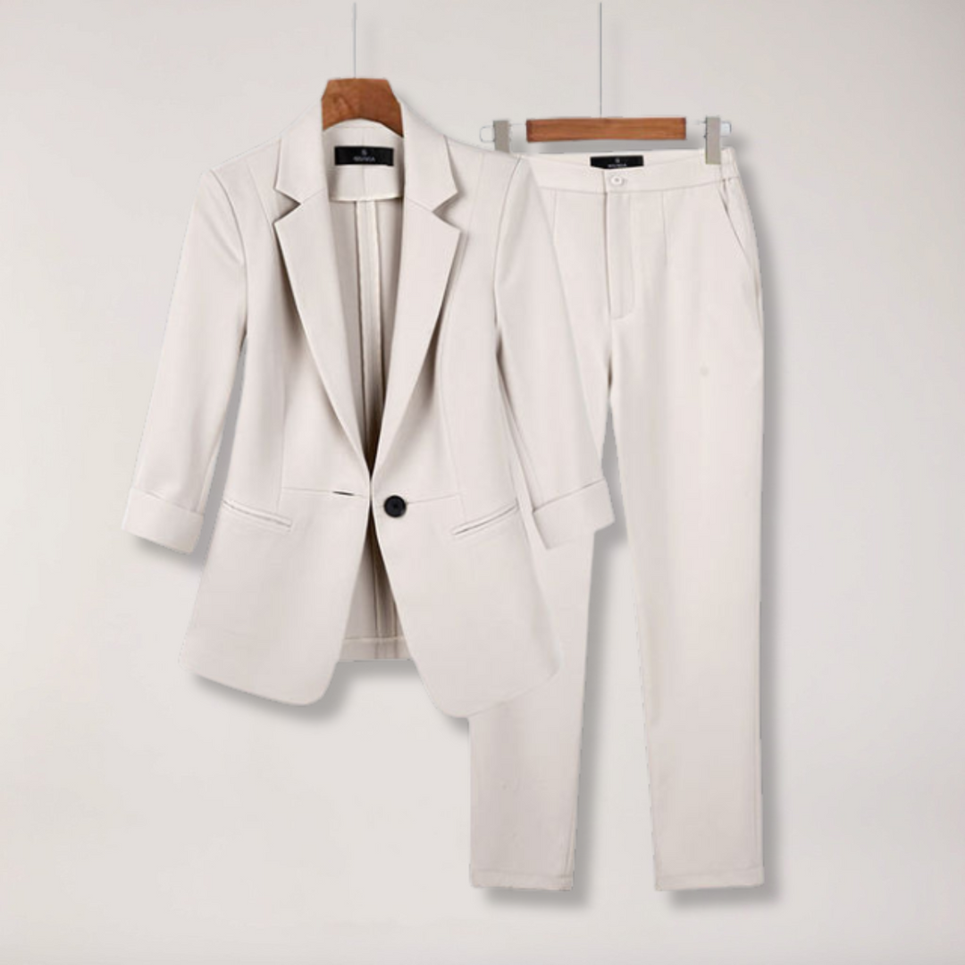 Elegant Kavaj & Byxor Set för Kvinnor med Skräddarsydd Design | Mångsidig Outfit för Kontor och Formella Tillfällen 0