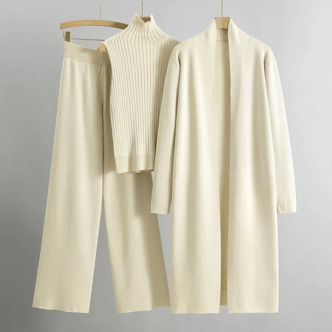 Elegant Loungeset | Ribbstickad Topp & Vida Ben för Optimal Komfort | Trendig och Lättburen Siluett 2