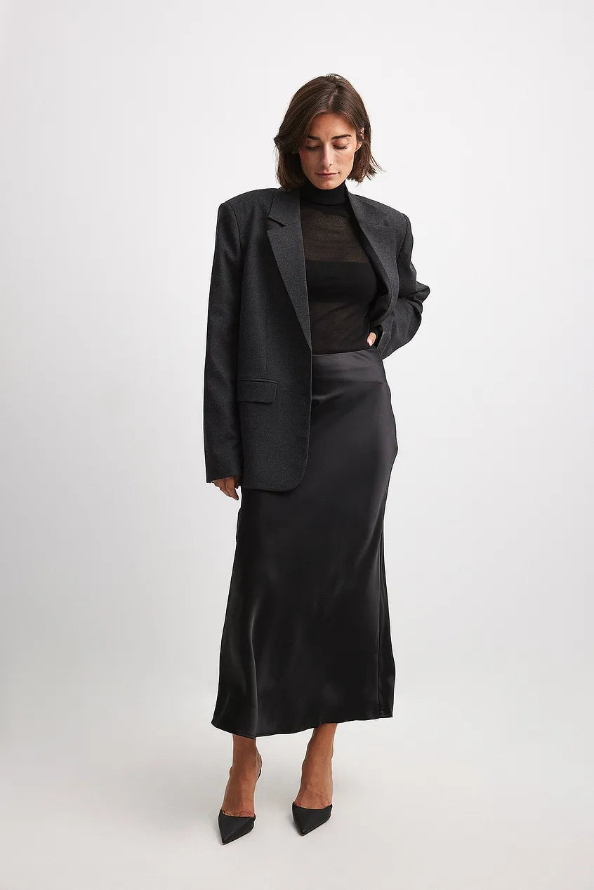 Elegant Maxikjol för Kvinnor med Flytande Drapering | Perfekt för Formella Evenemang 1