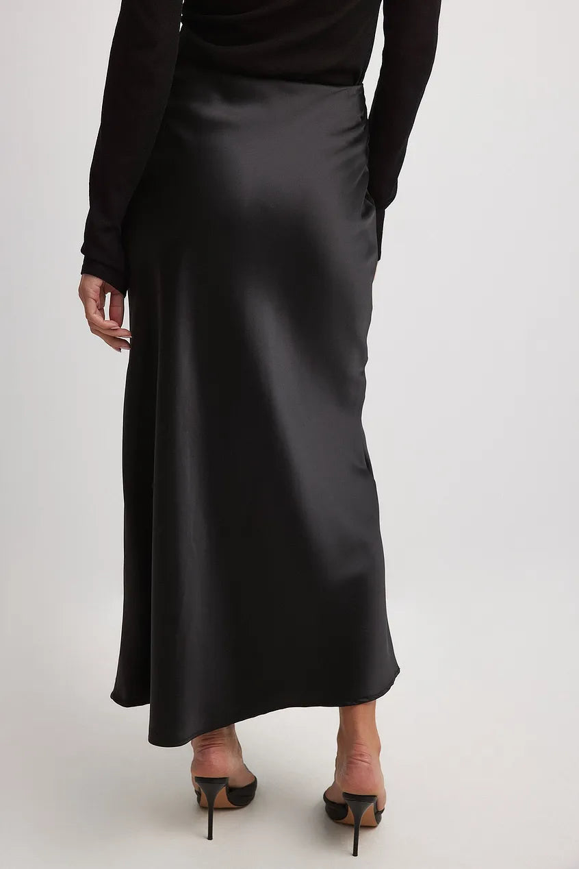 Elegant Maxikjol för Kvinnor med Flytande Drapering | Perfekt för Formella Evenemang 3