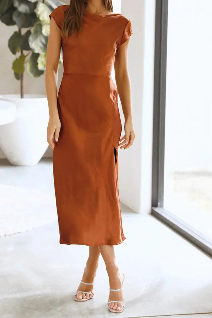 Elegant Midi-klänning Dam | Minimalistisk Siluett med Hög Komfort | Perfekt för Tidlös Stil 1