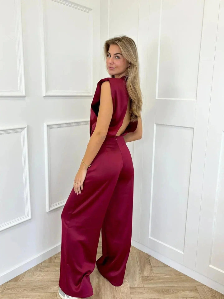 Elegant Rygglös Jumpsuit med Vida Ben | Lätt och Bekväm för Sommar 2