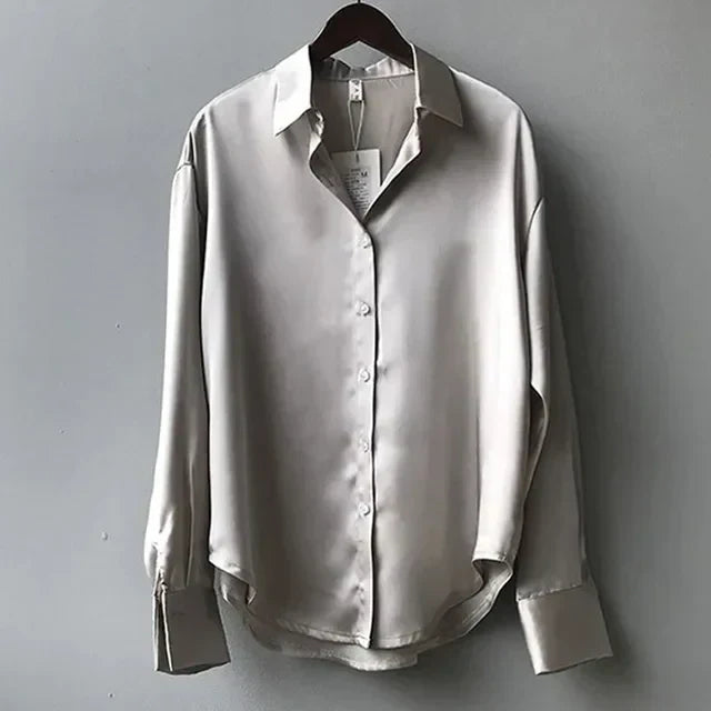 Elegant Satinblus för Kvinnor med Avslappnad Passform | Mångsidig Stil för Alla Tillfällen 2