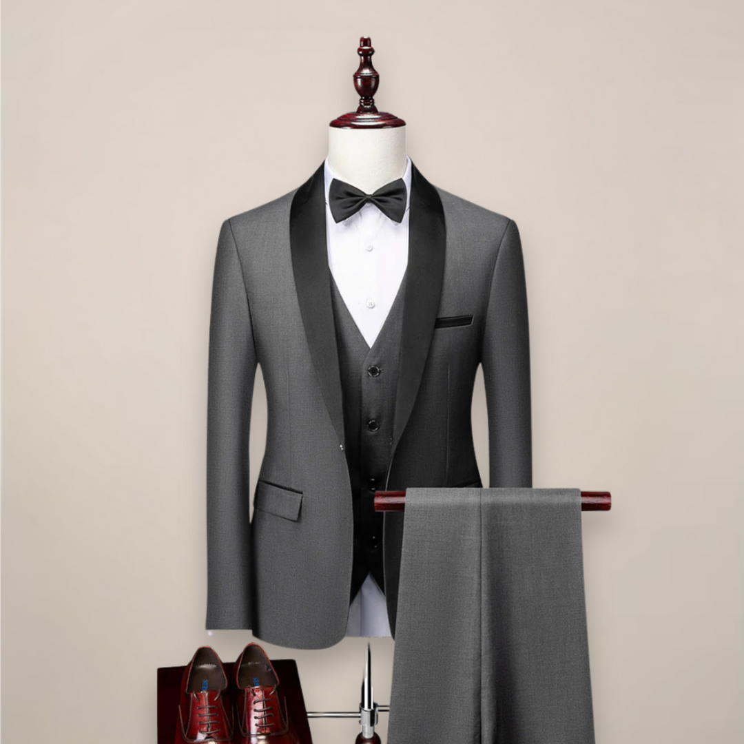 Elegant Tredelad Slim Fit Smoking för Män med Skräddarsydd Design | Tidlös Stil för Formella Tillfällen 3
