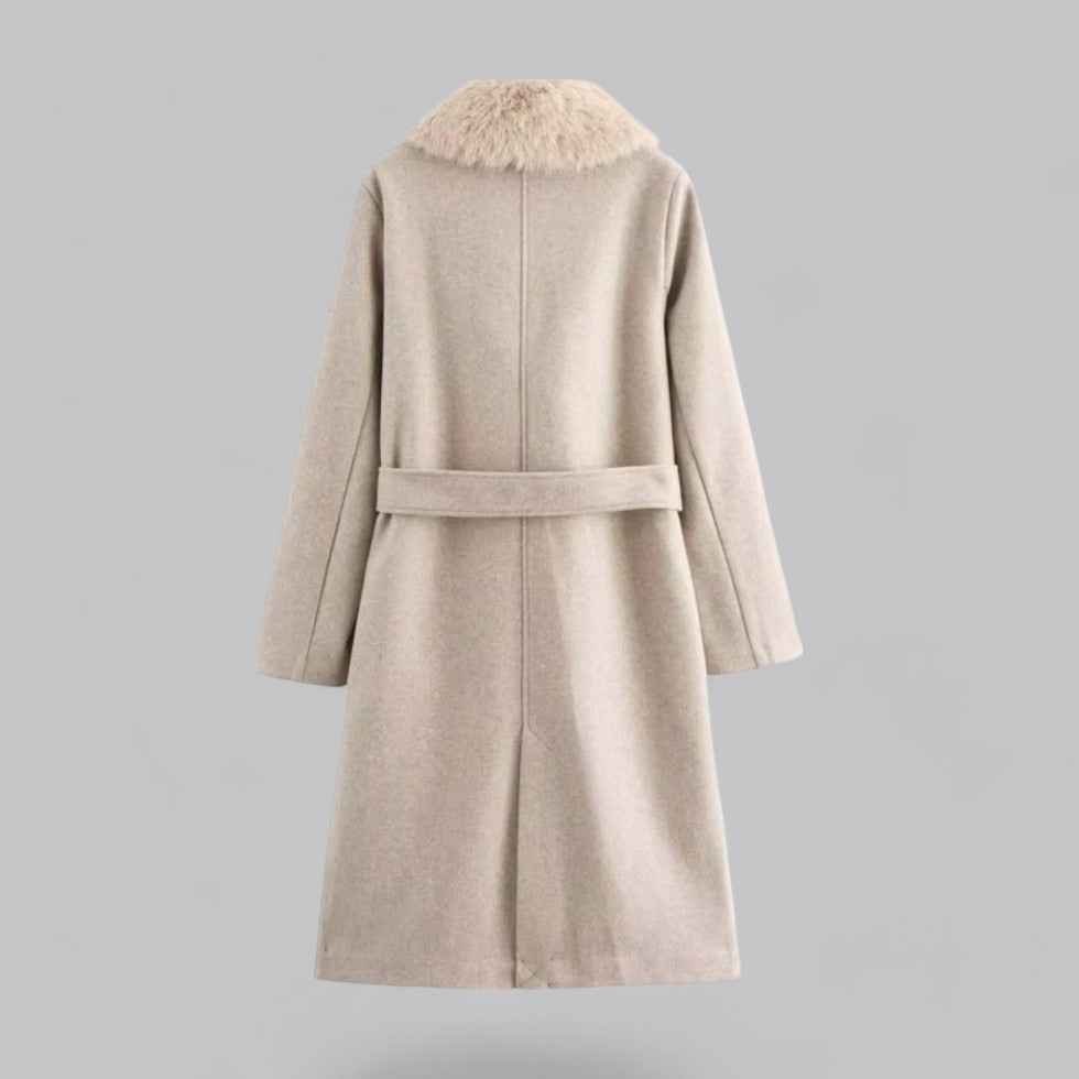 Elegant Trenchcoat för Kvinnor | Dubbelknäppt Design med Fuskpälskrage | Stilren Långlinjekappa för Mångsidig Användning 1