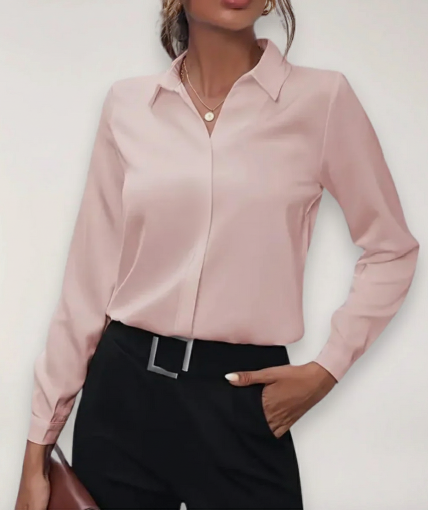Elegant Vit Blus Dam | Skräddarsydd Skjorta med Klassisk Krage för Professionell Stil 5