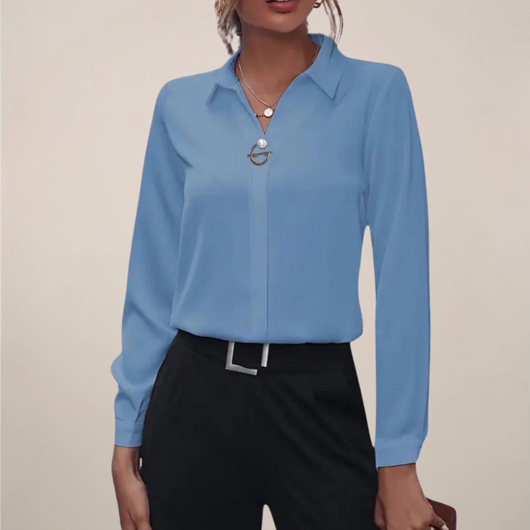 Elegant | Svart Blus med Krage och Minimalistisk Drapering | Perfekt för Arbete och Fritid 5