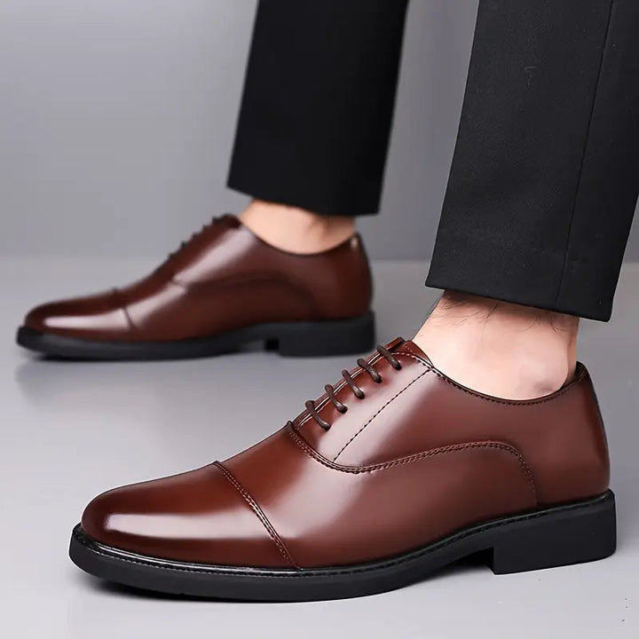 Eleganta Oxford Skor för Män med Snörning och Blank Finish | Perfekta för Affär och Fest 3