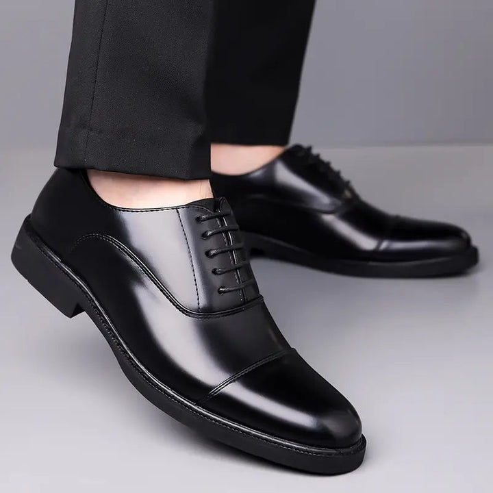 Eleganta Oxford Skor för Män med Snörning och Blank Finish | Perfekta för Affär och Fest 7