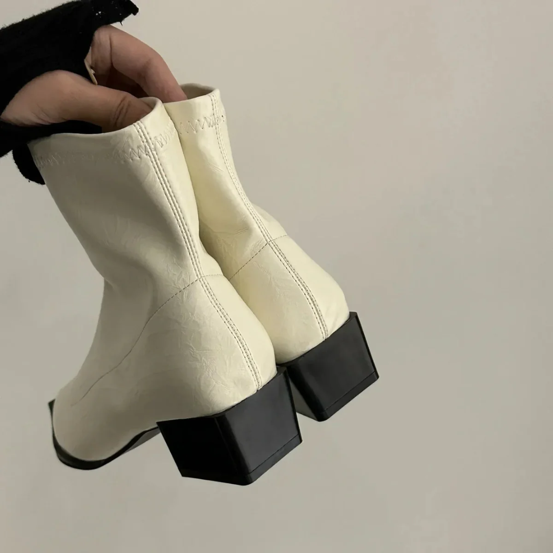 Eleganta Spetsiga Stövlar för Kvinnor med Slip-On Design | Perfekt för Stil och Komfort 3