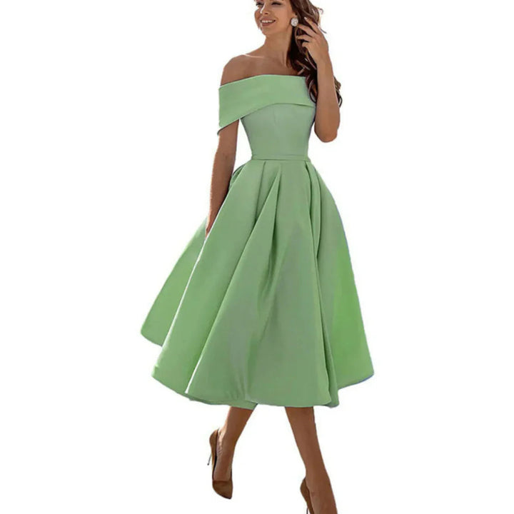 Ella | Elegant Off Shoulder Midiklänning Dam i Midilängd 3