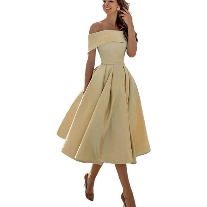 Ella | Elegant Off Shoulder Midiklänning Dam i Midilängd 6
