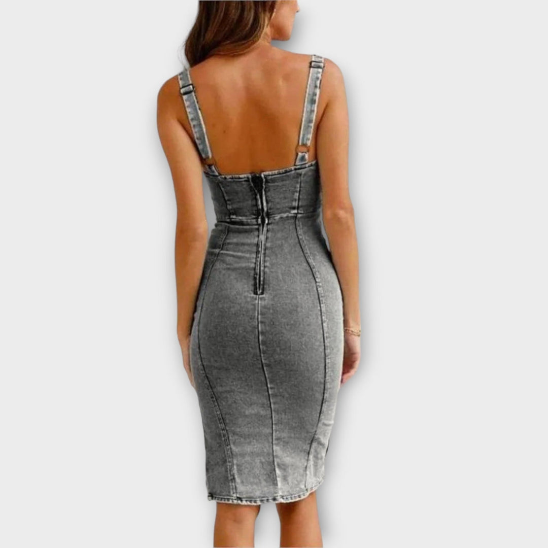 Ella | Figurnära Midiklänning Dam i Denim med Sidoslitsar 4