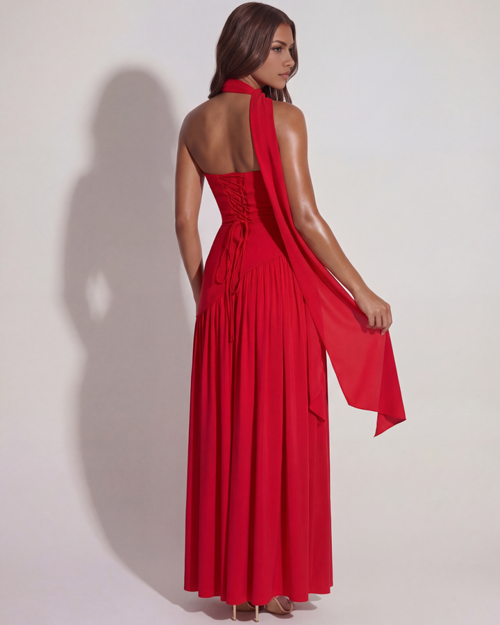Emily | Elegant Röd Maxi-klänning med Asymmetrisk Drapering 6
