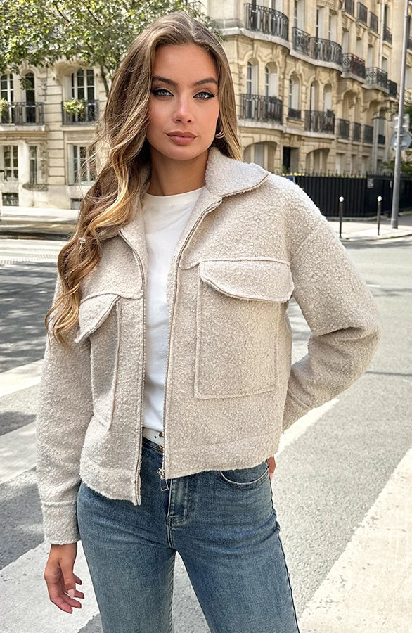 Emily | Oversized Beige Teddy Bomberjacka För Hösten 2