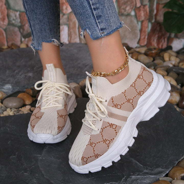 Emma | Andningsbara Sneakers med Snörning 0