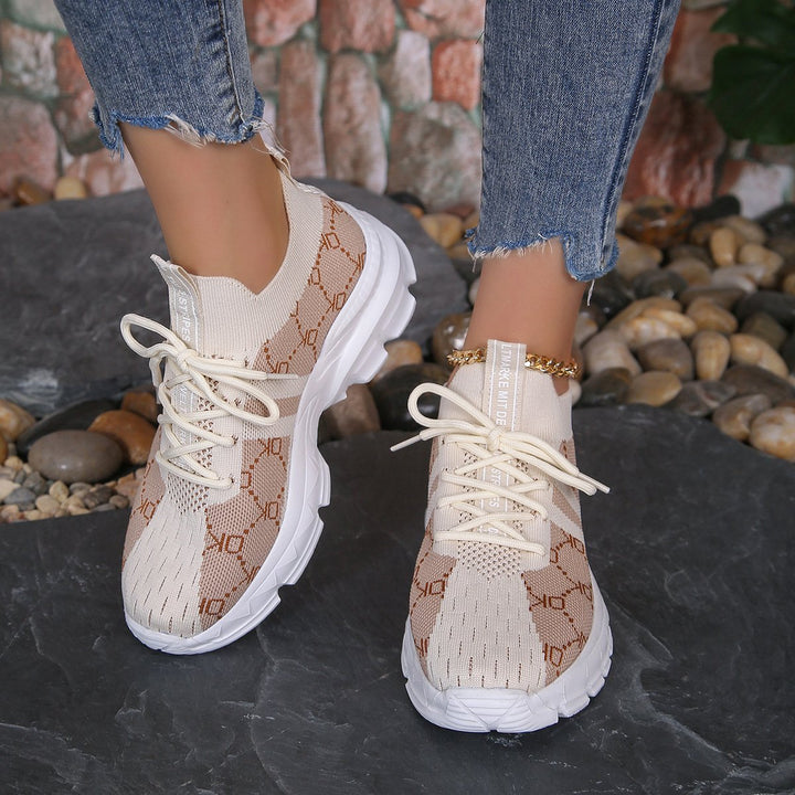 Emma | Andningsbara Sneakers med Snörning 2