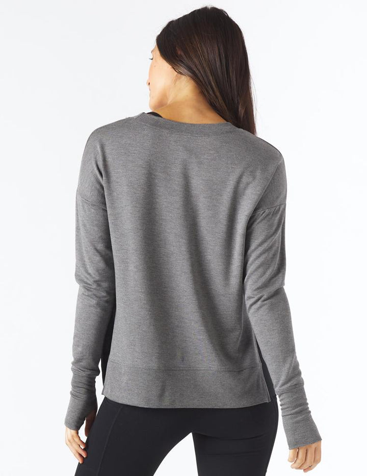 Emma | Avslappnad Långärmad Pullover med Dolmanärmar 2