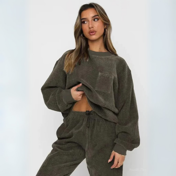 Emma | Avslappnad Manchester Set med Sweatshirt och Joggingbyxor 0