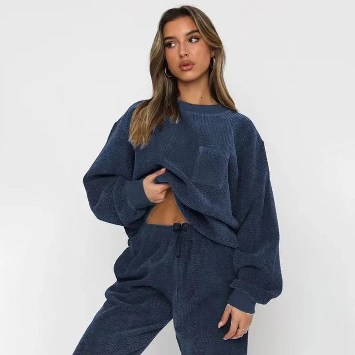 Emma | Avslappnad Manchester Set med Sweatshirt och Joggingbyxor 2