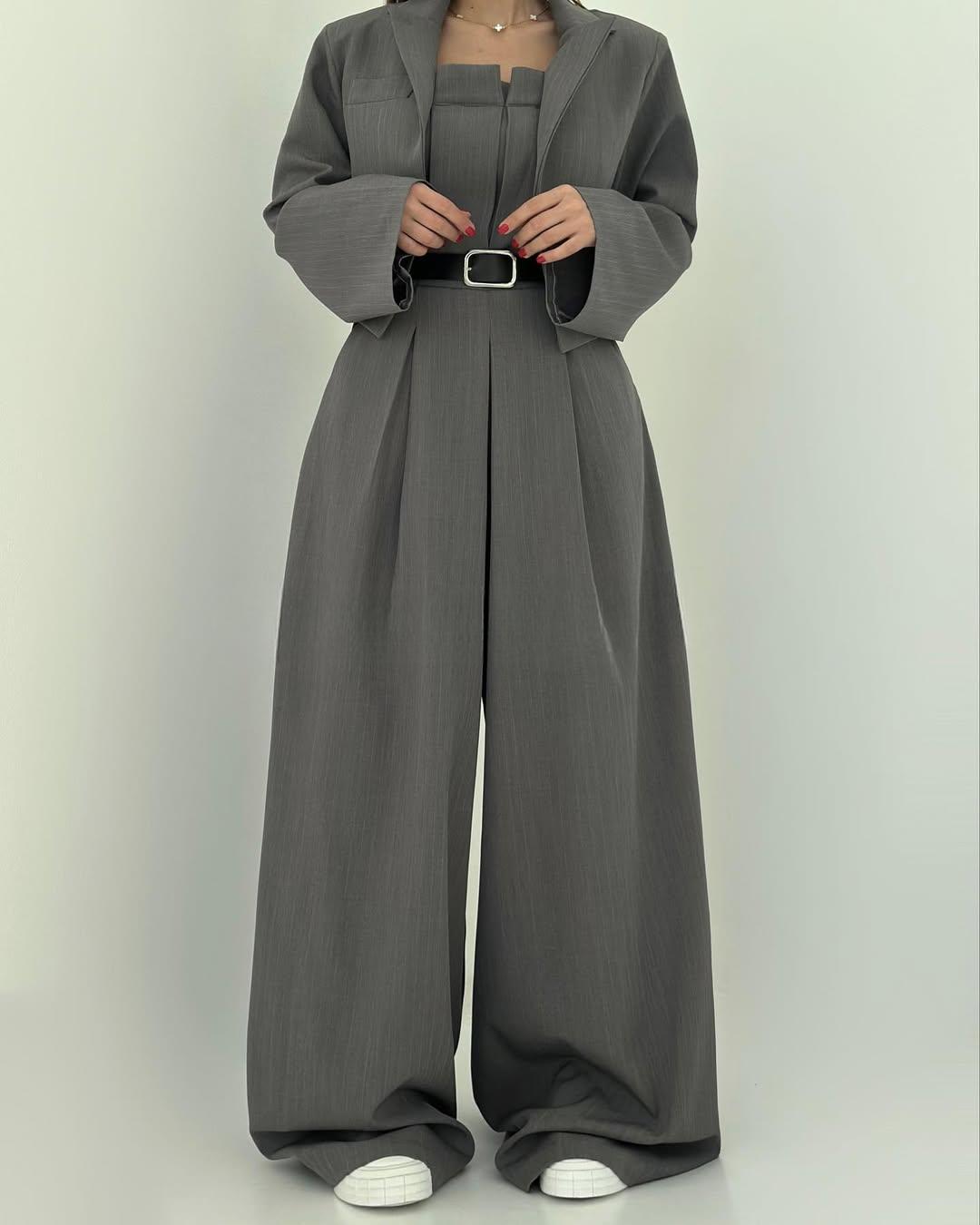 Emma | Elegant Bustier Jumpsuit Med Vida Byxor Och Matchande Jacka 3