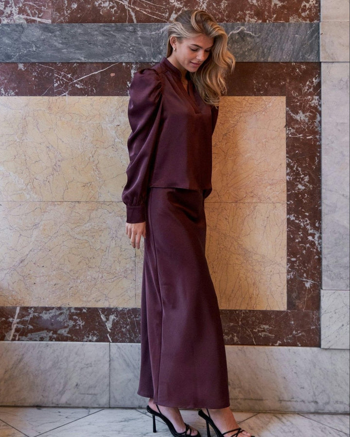 Emma | Elegant Hög Midja Satin Kjol 2