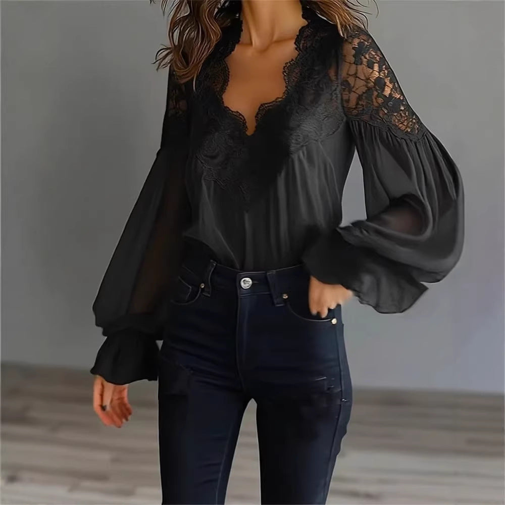 Emma | Elegant Långärmad Blus med Spets och Volanger 5