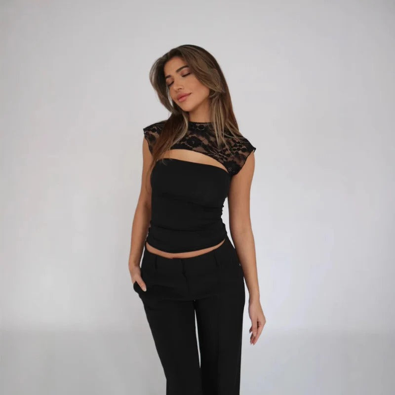 Emma | Elegant Slim Fit Spetsdekor Top 1