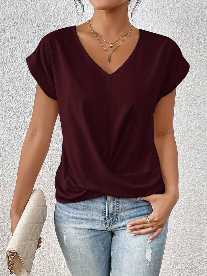 Emma | Elegant V-ringad T-shirt med Korta Ärmar 7