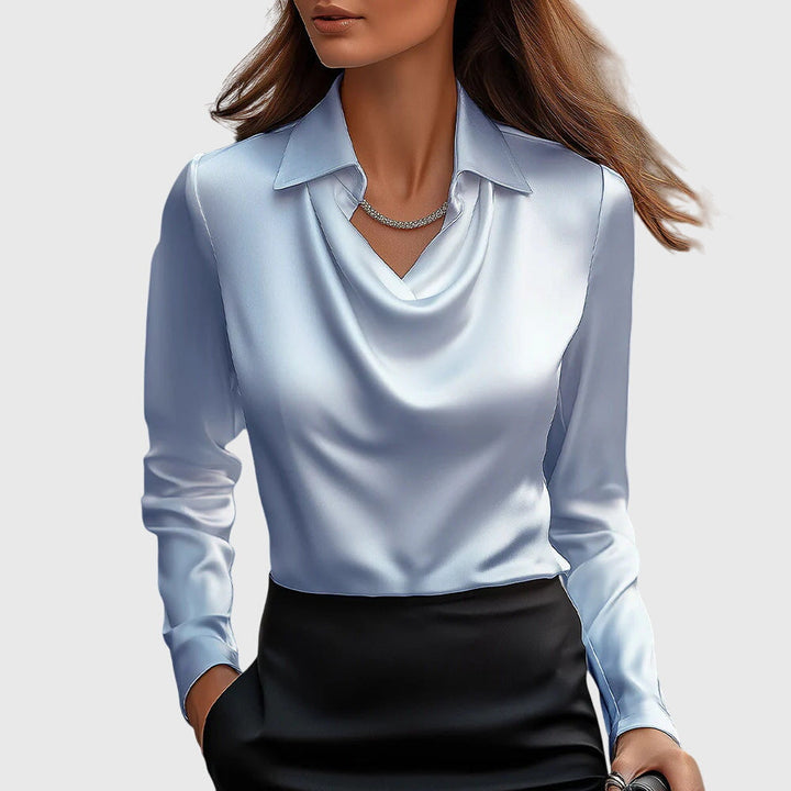 Emma | Elegant Veckad Blus med Bröstficka 3