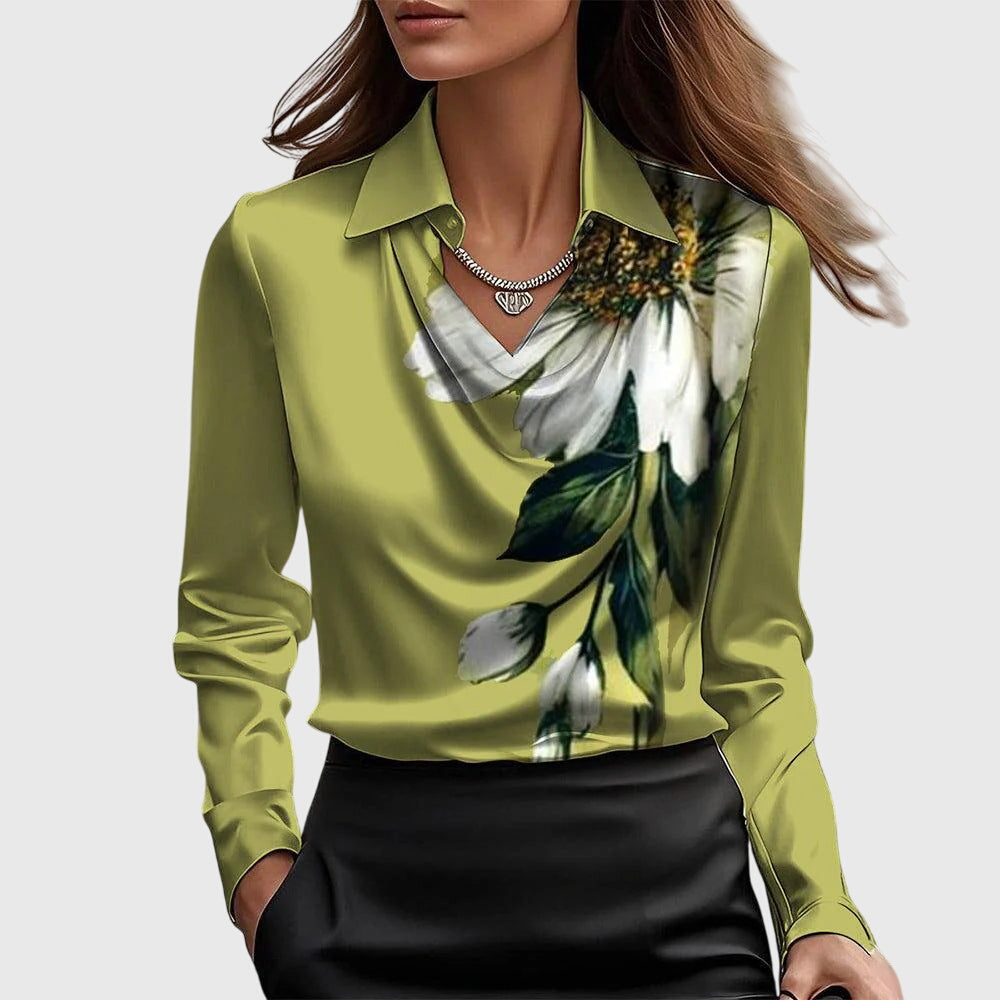 Emma | Elegant Veckad Blus med Bröstficka 6