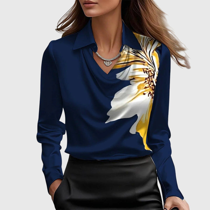 Emma | Elegant Veckad Blus med Bröstficka 7