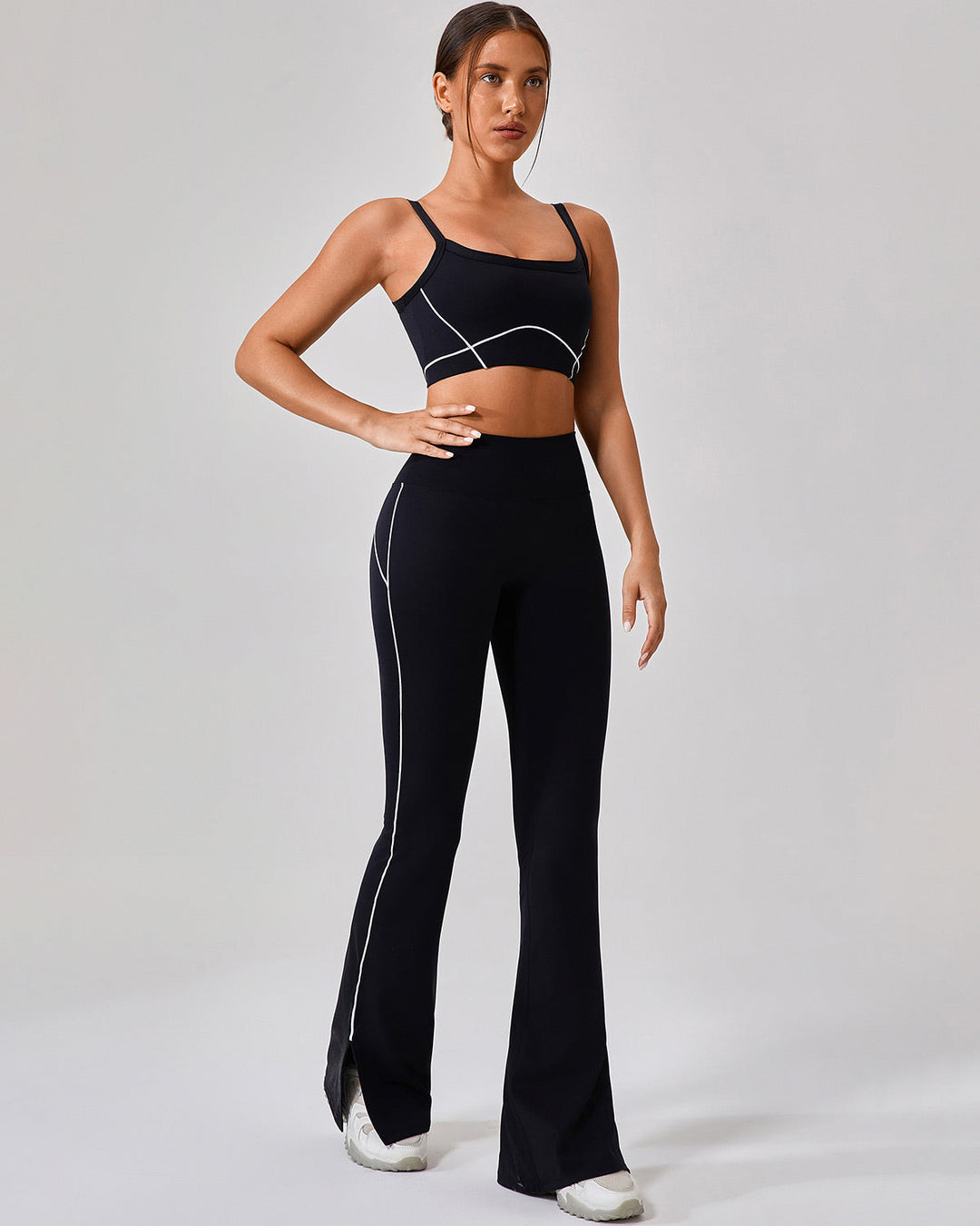 Emma | Hög Midja Utsvängda Leggings med Delade Slitsar 6