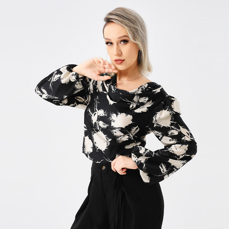 Emma | Långärmad Blus med Tryck och Nedhängd Krage 1