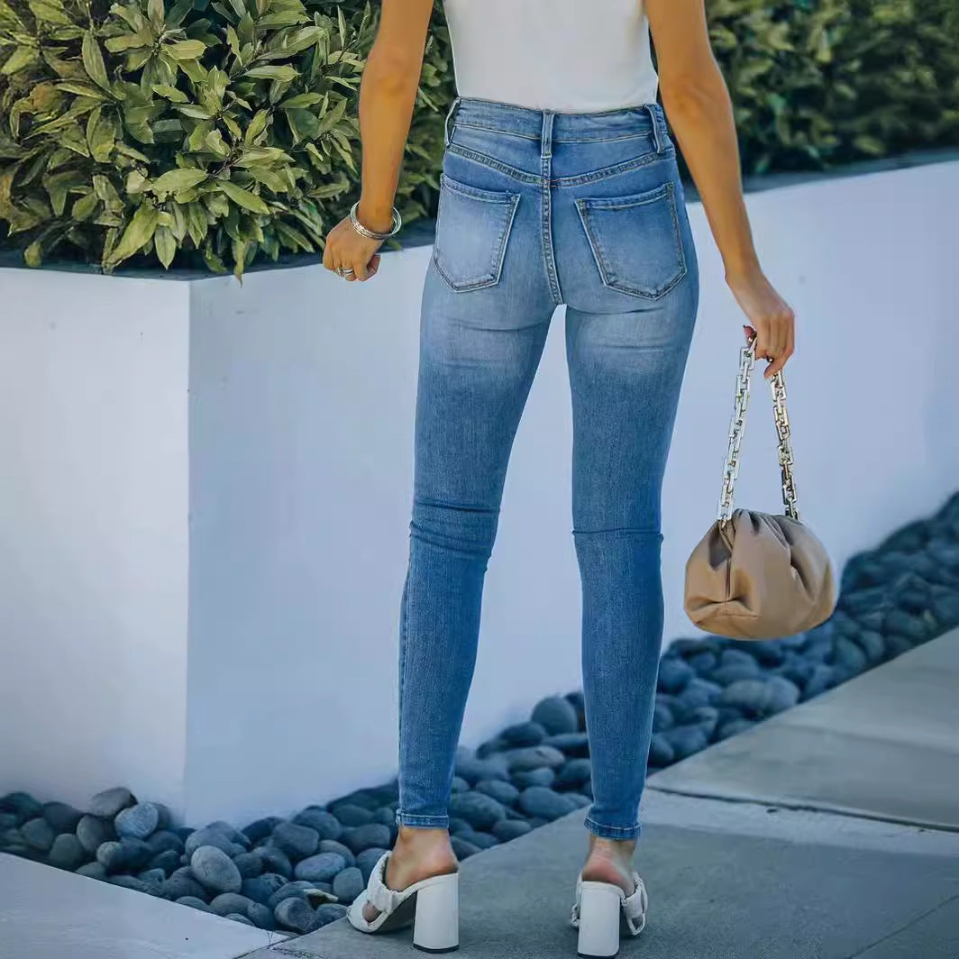 Emma | Ljusblå Skinny Jeans med Medelhög Midja 3