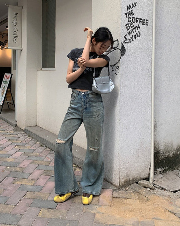 Emma | Retro Raka Jeans med Sliten Design 1