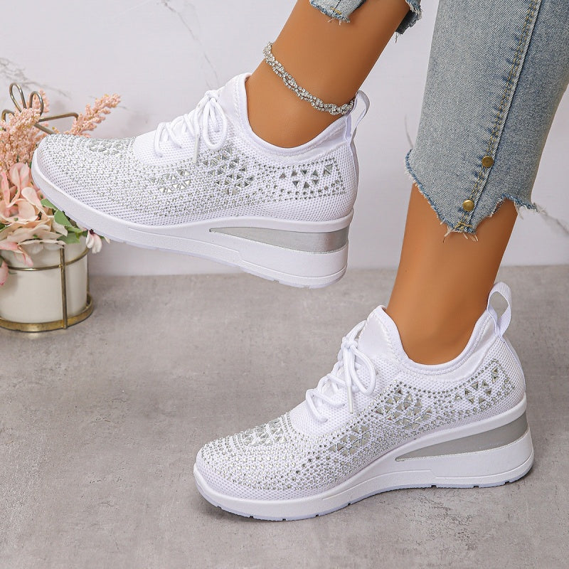 Emma | Stödjande Sneakers med Strassdetaljer 0