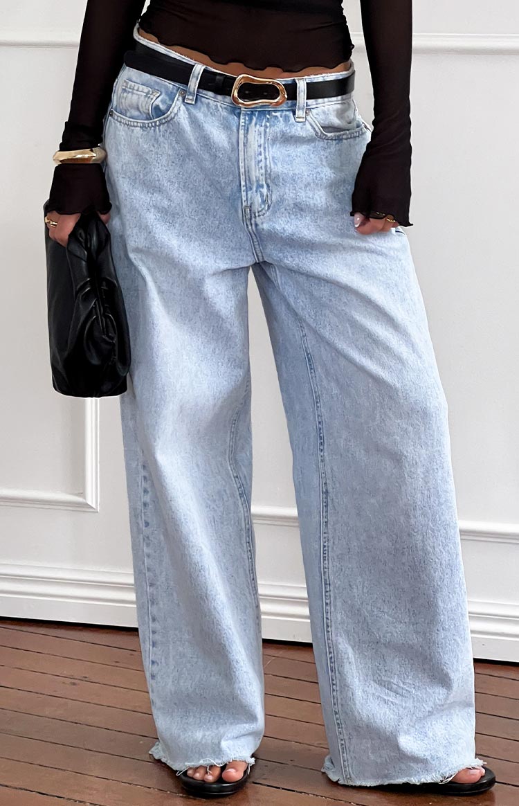 Emma | Trendiga Vida Boyfriend-jeans med Rå Kant 4