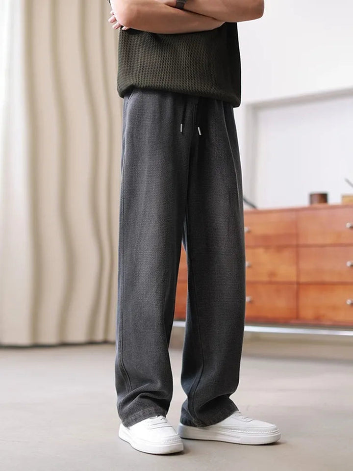 Ethan | Avslappnade Raka Jeans Herr med Medelhög Midja 0