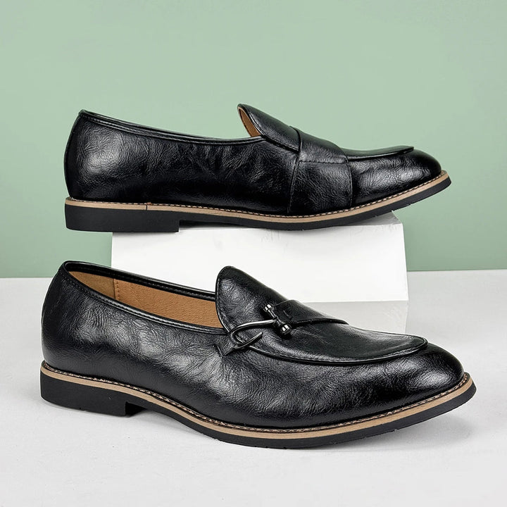Ethan | Elegant Halkfri Herrloafers med Fishhook Accent 1