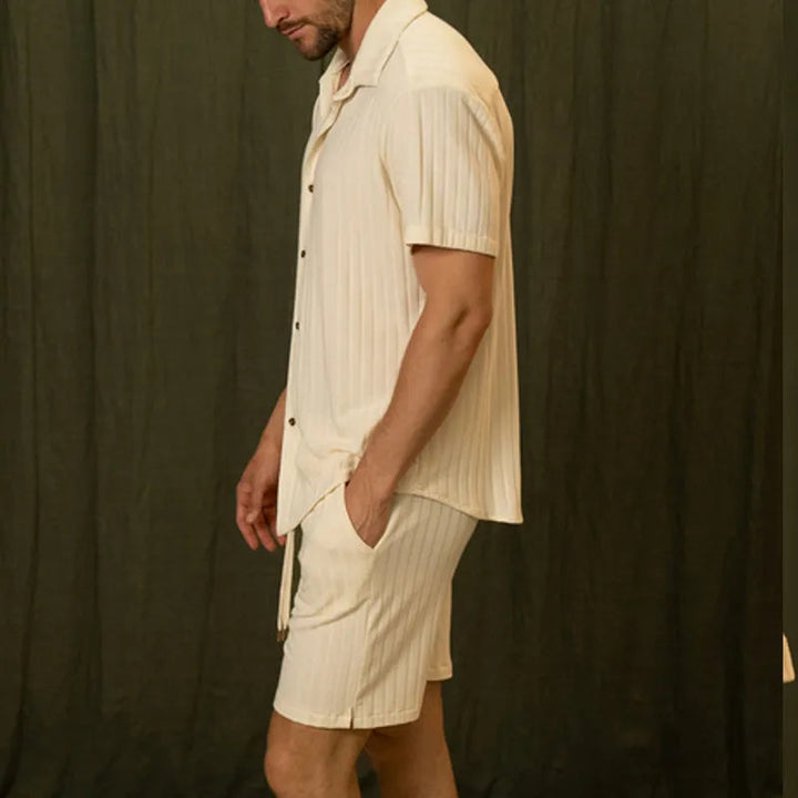 Ethan | Elegant Lätt Vårset med Kortärmad Skjorta och Shorts 1