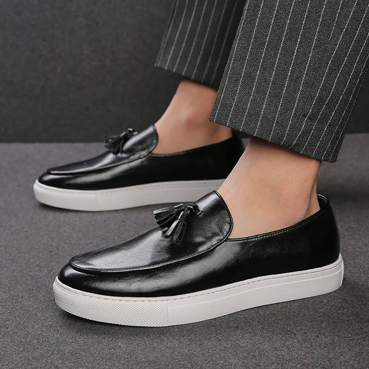Ethan | Elegant Slip-On Herrloafers Med Tofsdetaljer 5